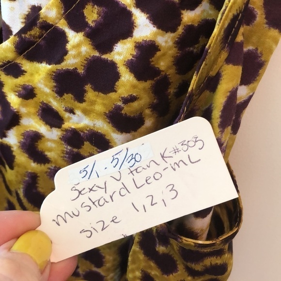 Blu Moon Sexy V Tank Top - Picture 13 of 13